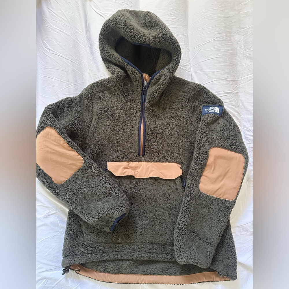 The North Face Women's Campshire Pullover Hoodie - Small